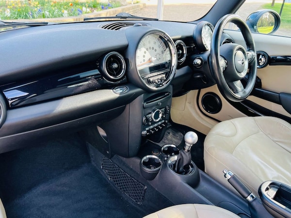 Used MINI Hatch 2010 for sale - 76331021: Photo 18