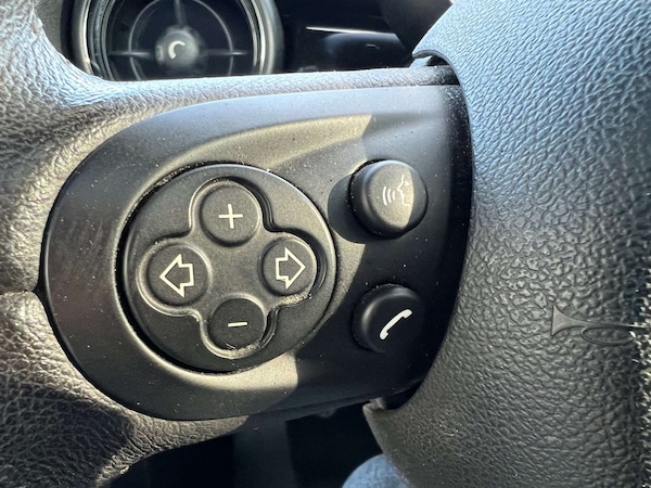 Used MINI Hatch 2010 for sale - 76331021: Photo 21