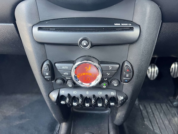 Used MINI Hatch 2010 for sale - 76331021: Photo 22