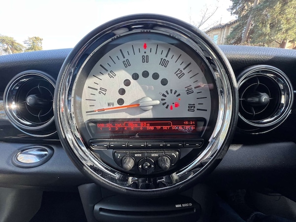 Used MINI Hatch 2010 for sale - 76331021: Photo 24