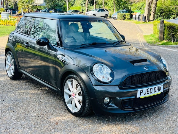 Used MINI Hatch 2010 for sale - 76331021: Photo 8