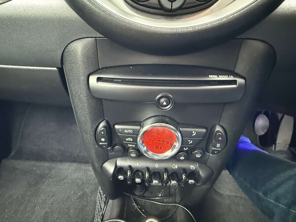 Used MINI Hatch 2011 for sale - 76331016: Photo 10
