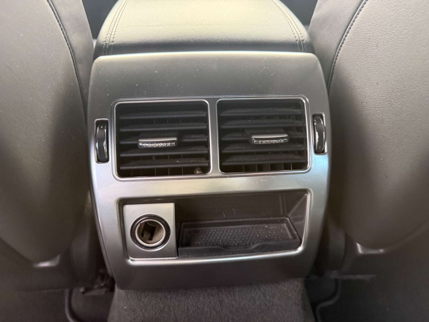 Used Jaguar XF 2013 for sale - 77241089: Photo 16