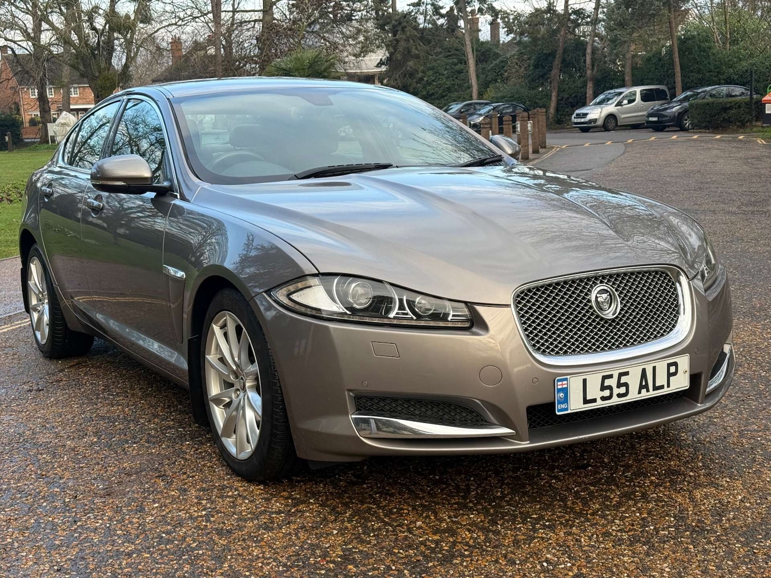 Used Jaguar XF 2013 for sale - 77241089: Photo 4