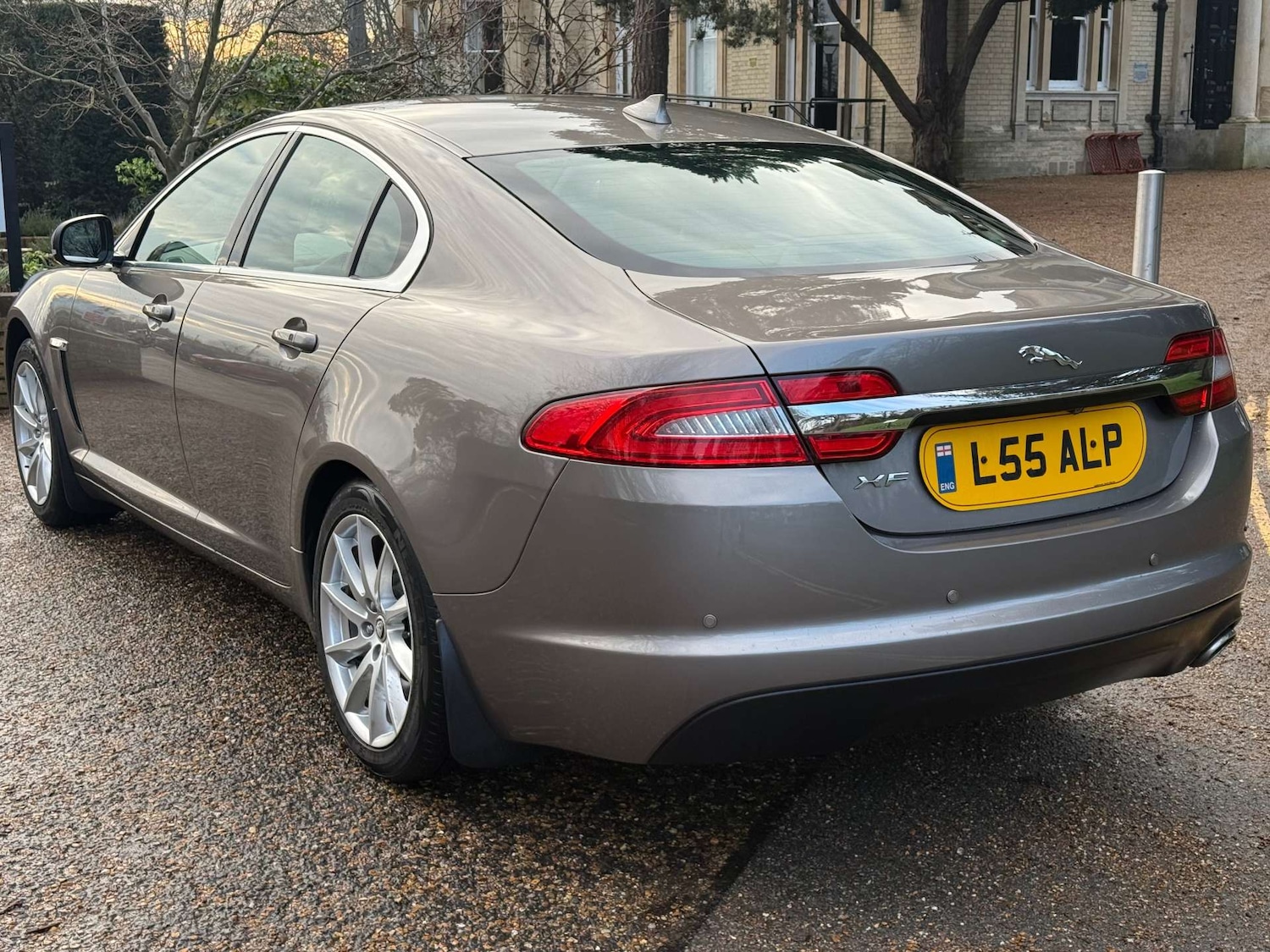 Used Jaguar XF 2013 for sale - 77241089: Photo 5