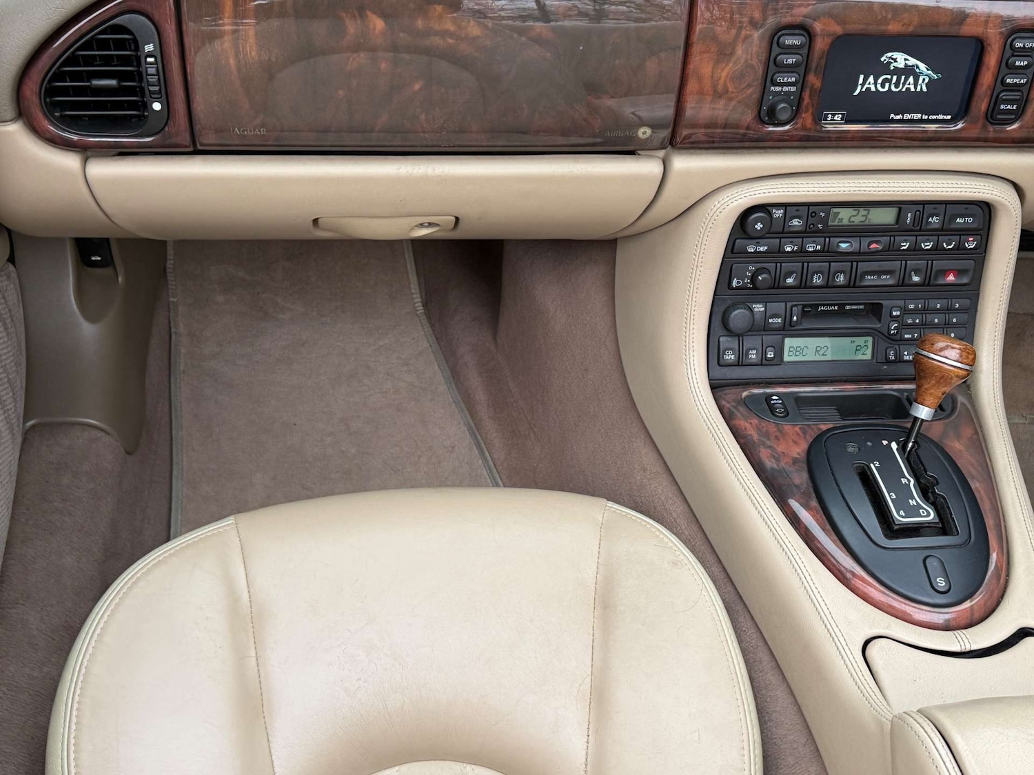 Used Jaguar XK8 2000 for sale - 76735785: Photo 10