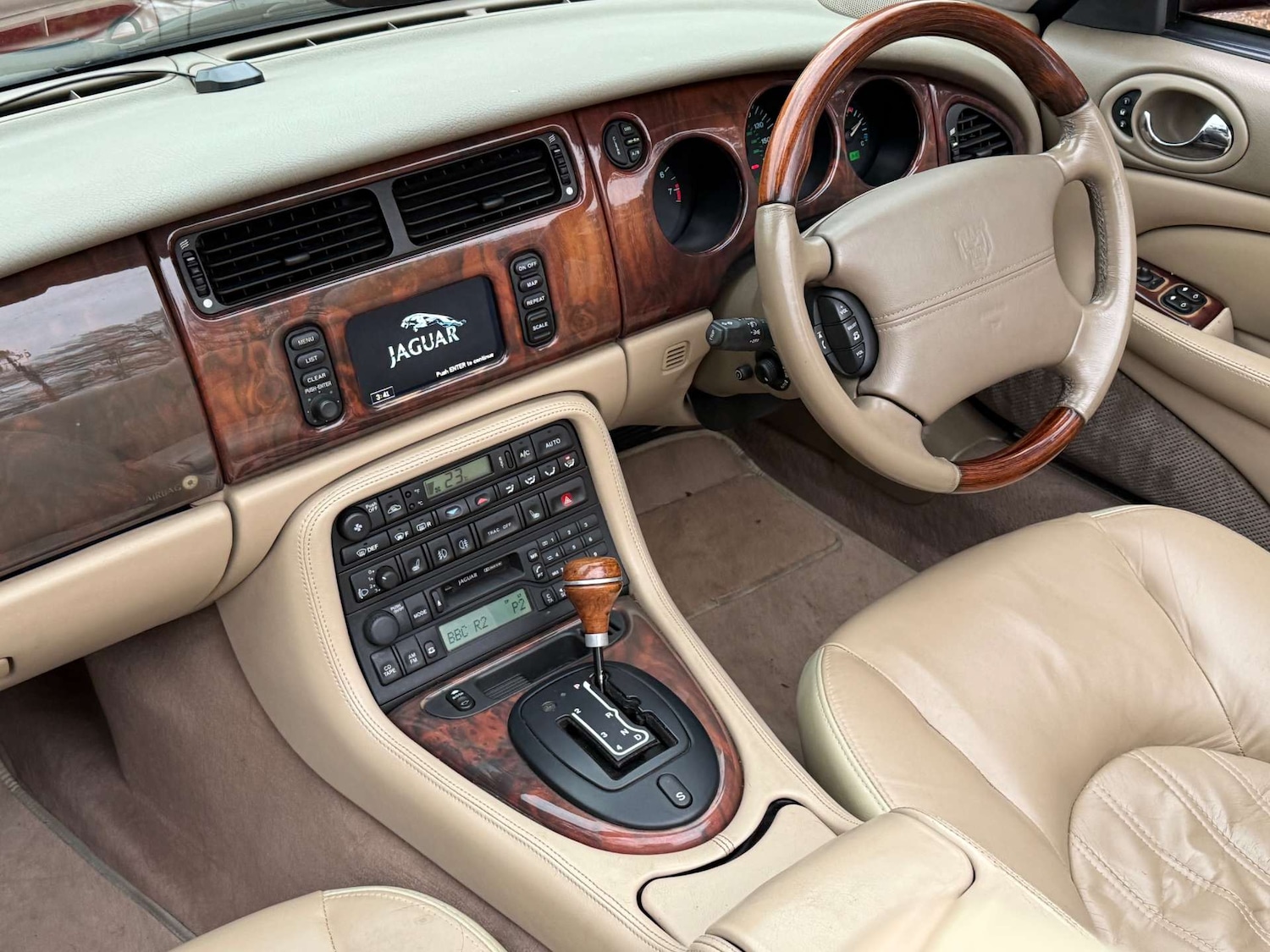 Used Jaguar XK8 2000 for sale - 76735785: Photo 11