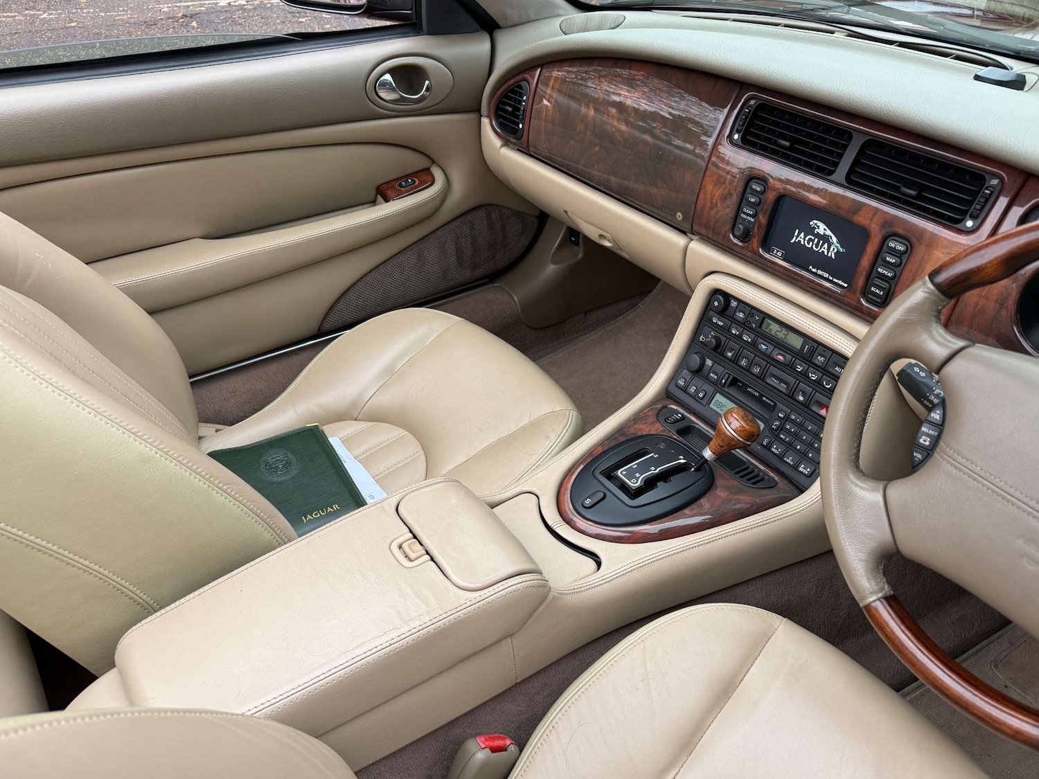 Used Jaguar XK8 2000 for sale - 76735785: Photo 16