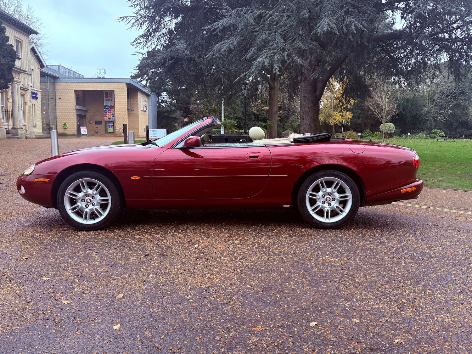 Used Jaguar XK8 2000 for sale - 76735785: Photo 6