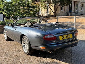 Used Jaguar XK8 1997 for sale - 79322318: Photo