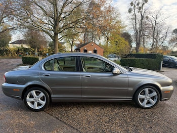 2008 - 2.2d Sovereign 2009 4dr Auto DPF