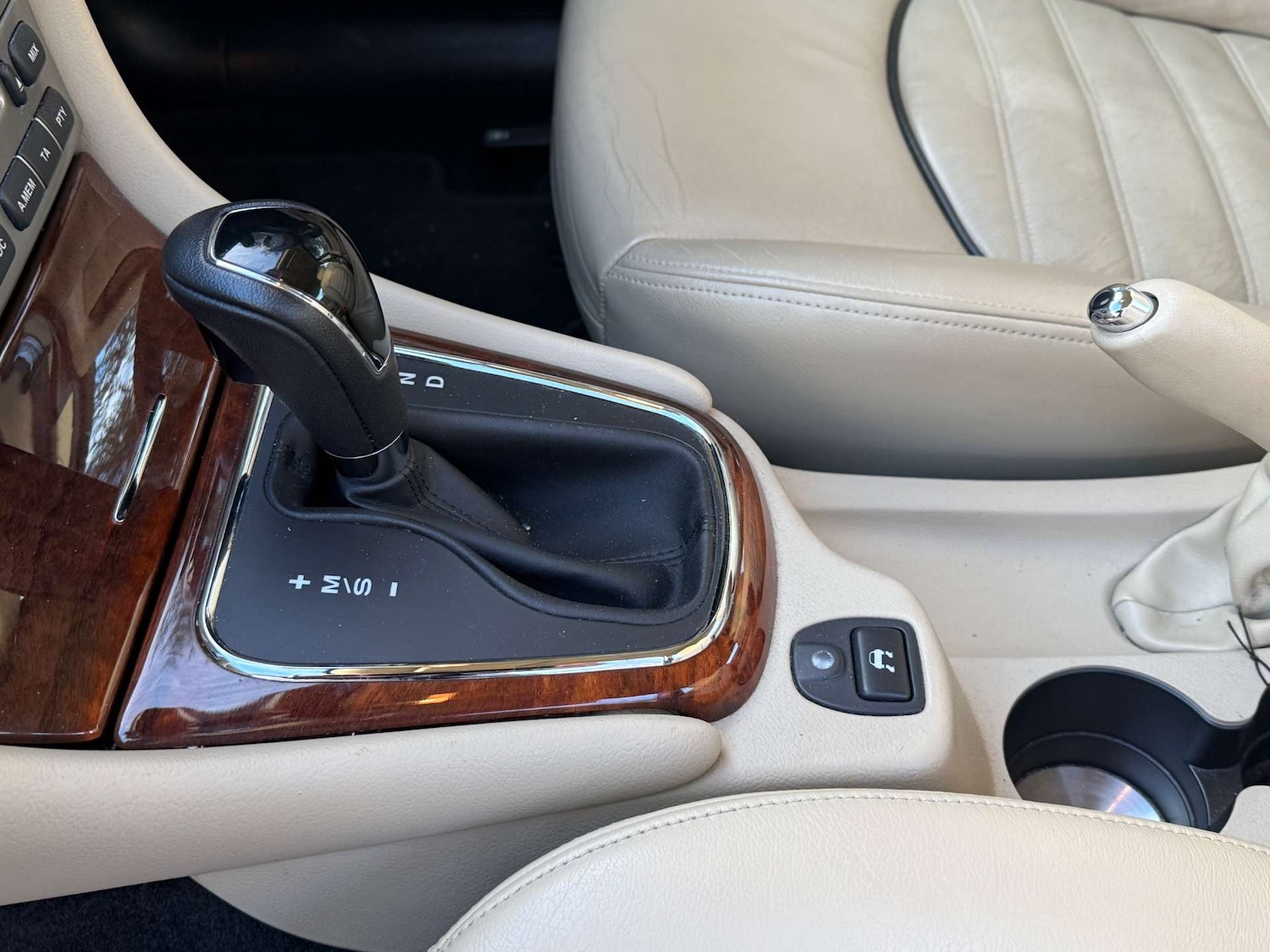 Used Jaguar X-Type 2008 for sale - 76830127: Photo 31