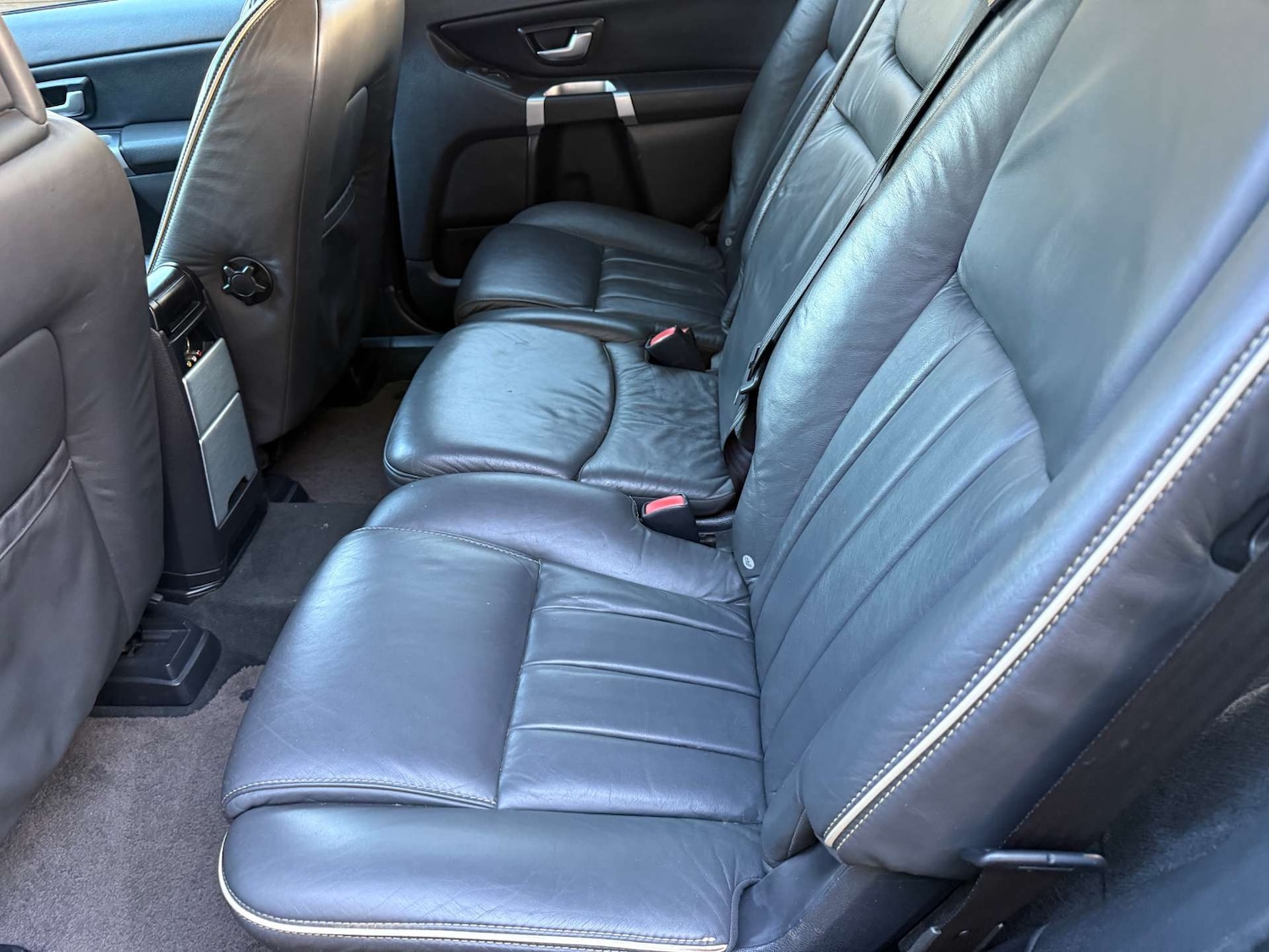 Used Volvo XC90 2011 for sale - 76830122: Photo 17