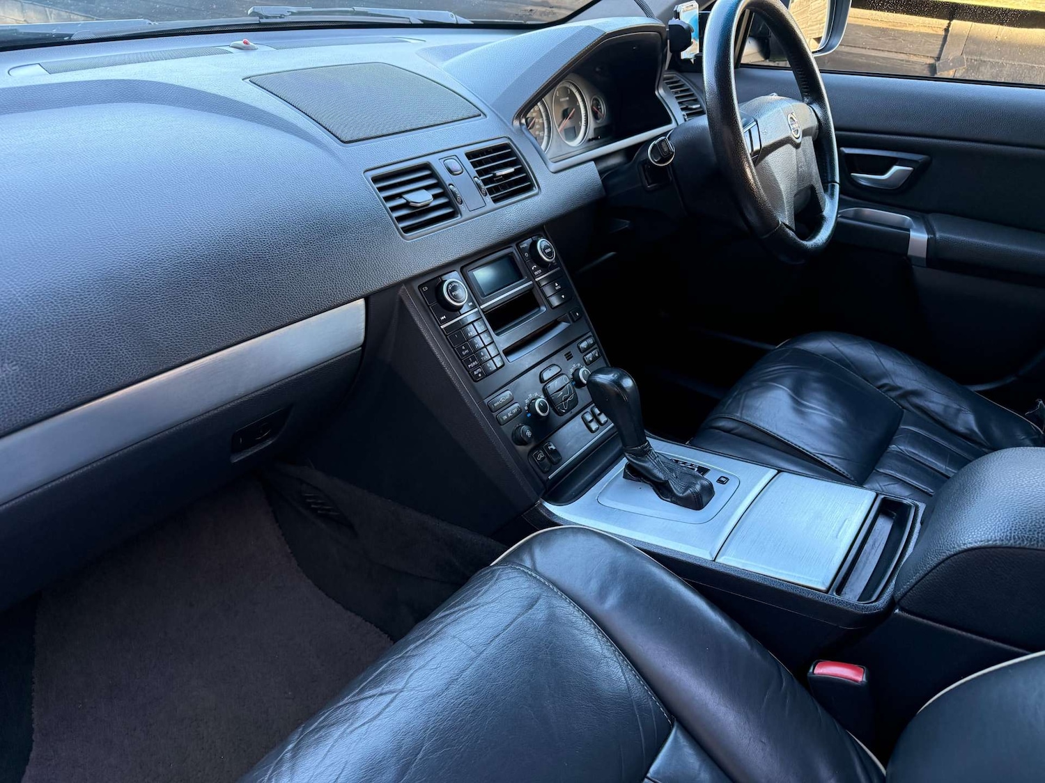 Used Volvo XC90 2011 for sale - 76830122: Photo 27