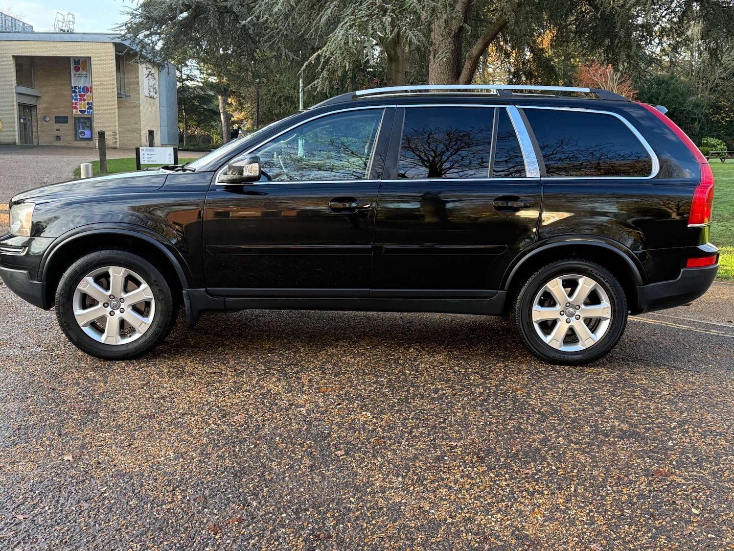 Used Volvo XC90 2011 for sale - 76830122: Photo 7