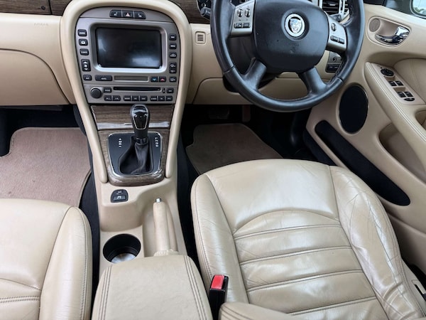 Used Jaguar X-Type 2008 for sale - 76331019: Photo 12
