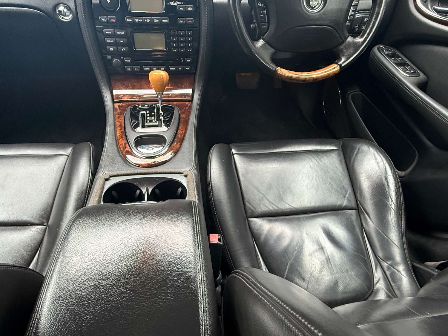 Used Jaguar XJ 2004 for sale - 77694630: Photo 23