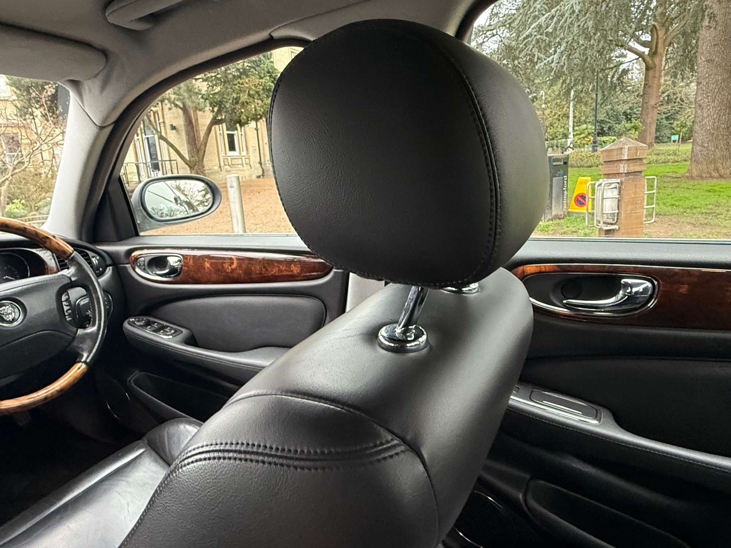 Used Jaguar XJ 2004 for sale - 77694630: Photo 24