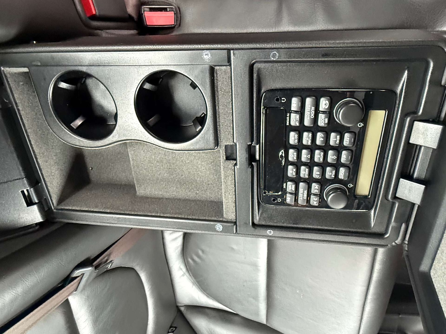 Used Jaguar XJ 2004 for sale - 77694630: Photo 27