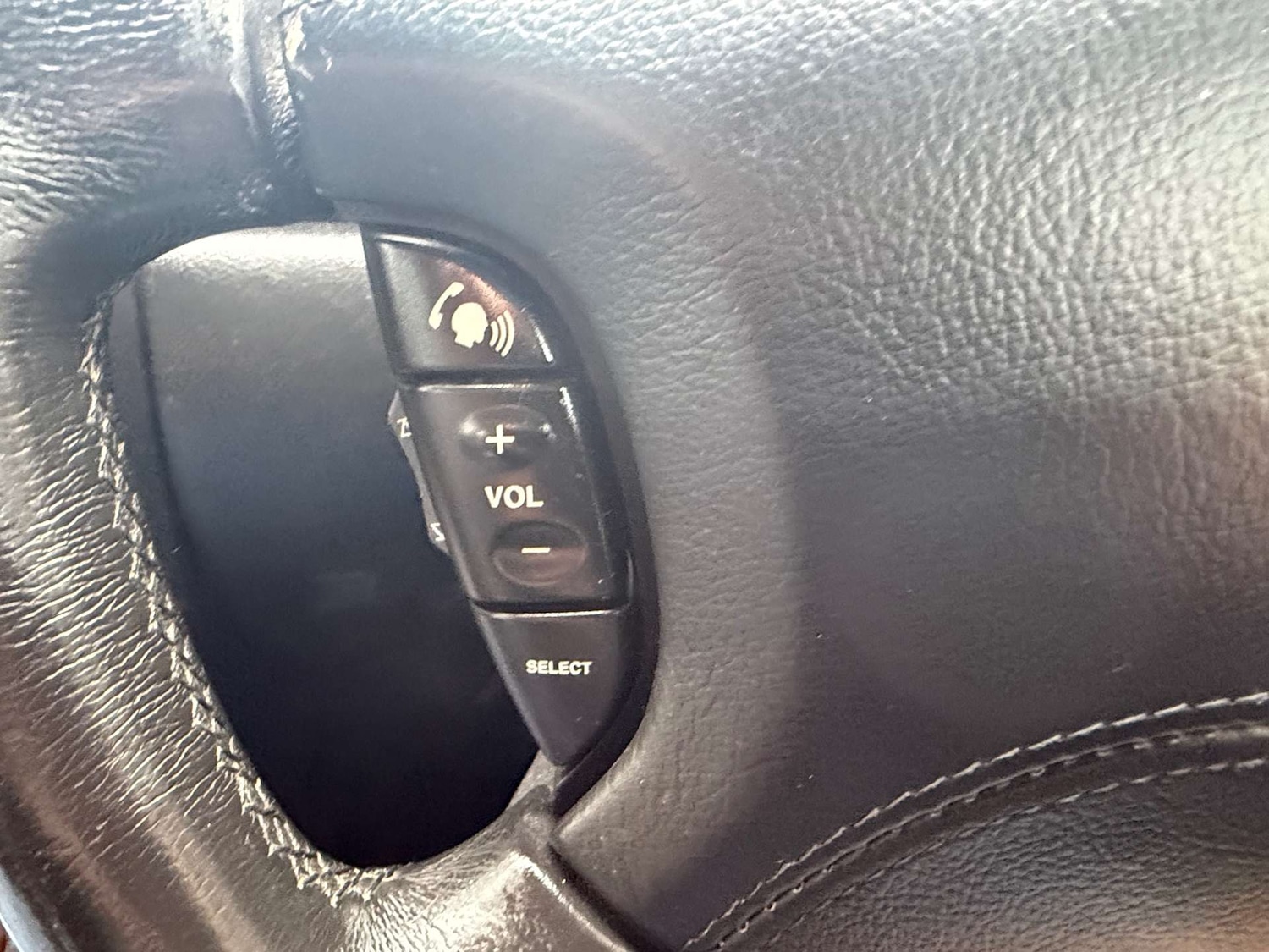 Used Jaguar XJ 2004 for sale - 77694630: Photo 8