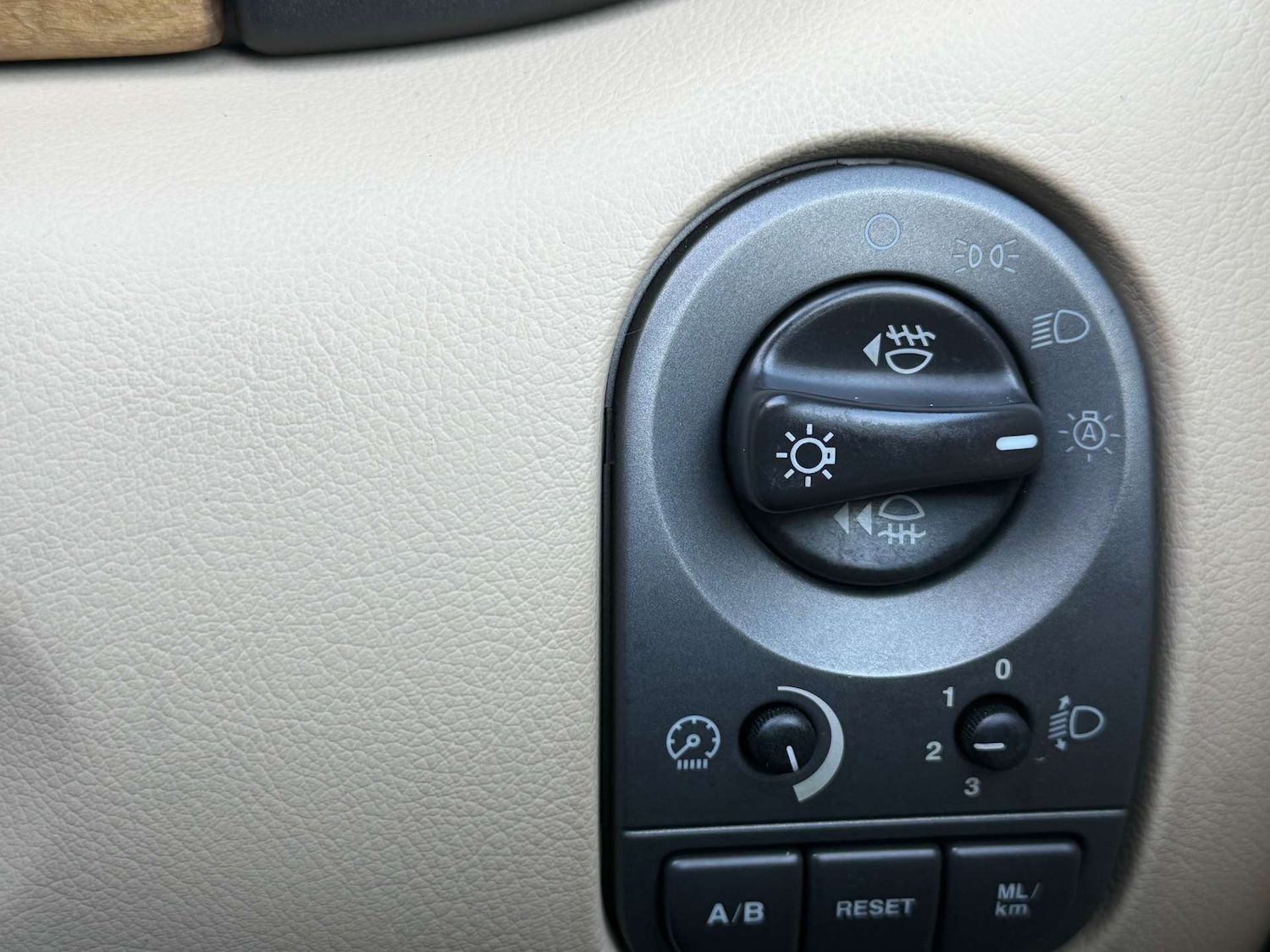 Used Jaguar X-Type 2006 for sale - 76959854: Photo 24