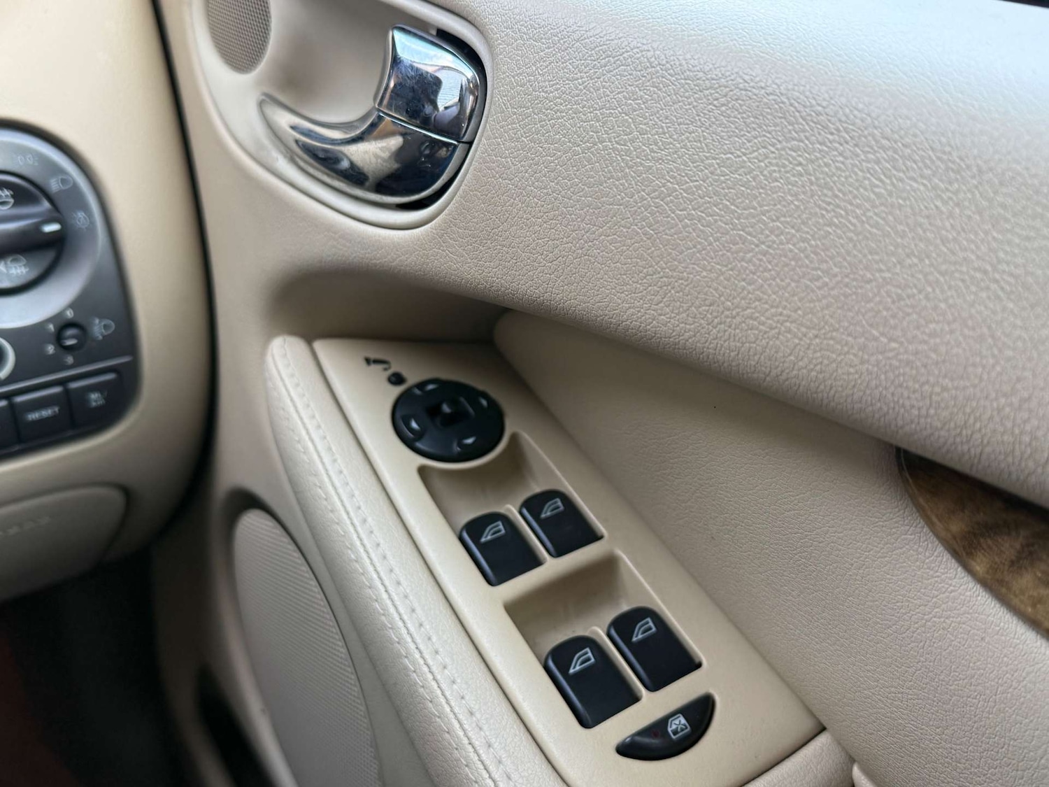 Used Jaguar X-Type 2006 for sale - 76959854: Photo 26