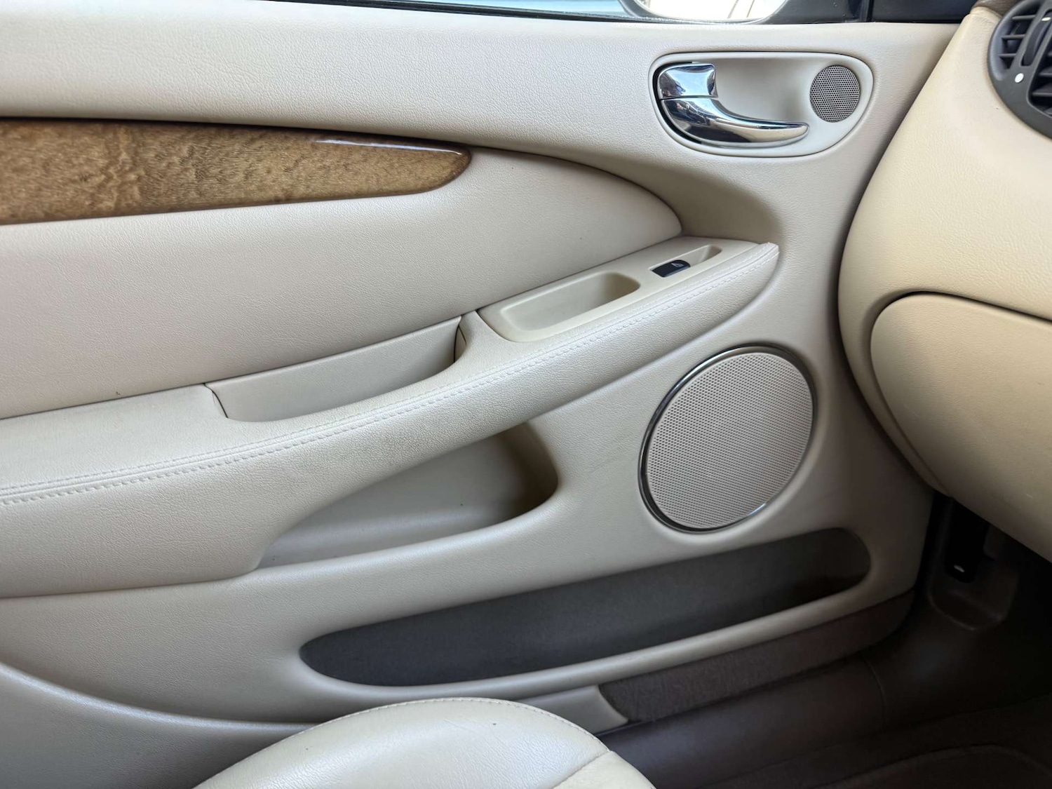 Used Jaguar X-Type 2006 for sale - 76959854: Photo 30