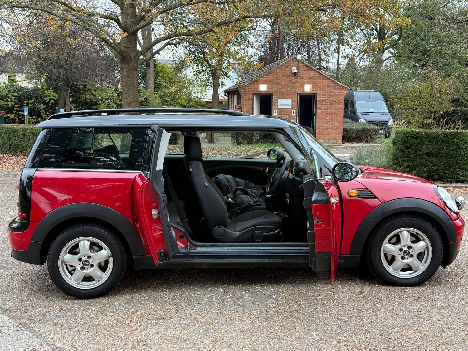 Used MINI Clubman 2010 for sale - 76650430: Photo 9