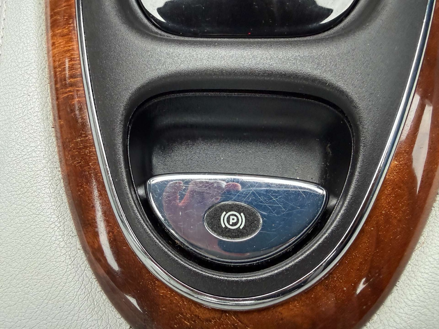 Used Jaguar XJ 2004 for sale - 76830107: Photo 17