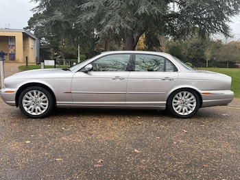 Used Jaguar XJ 2004 for sale - 76830107: Photo