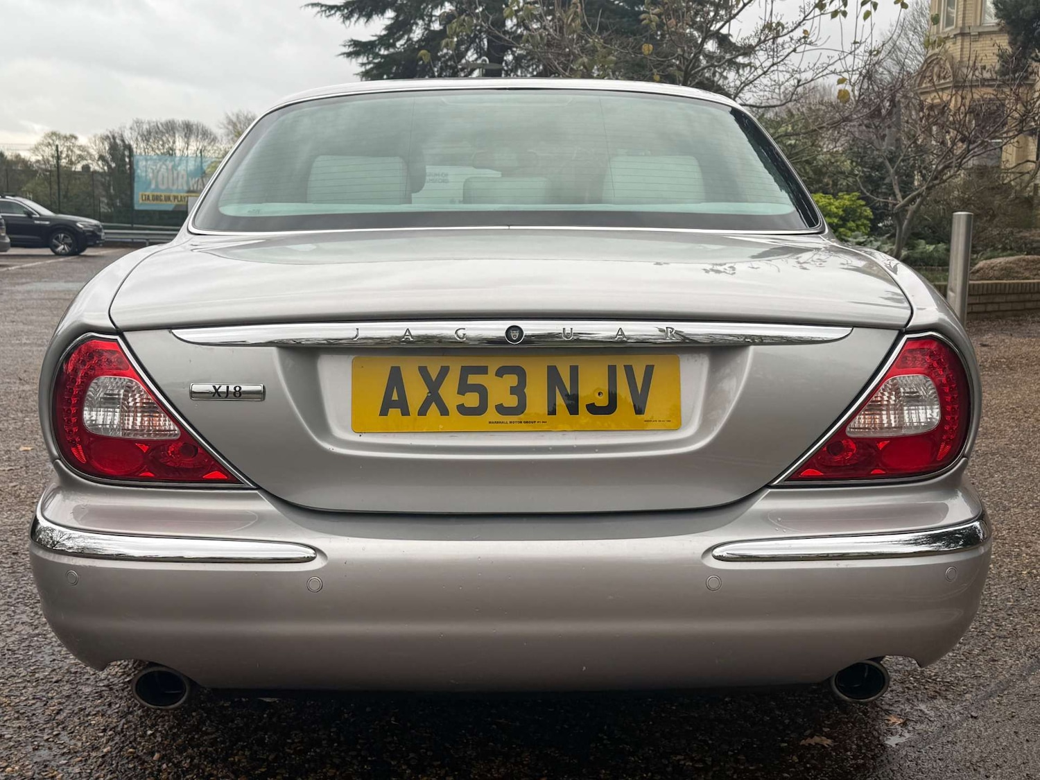 Used Jaguar XJ 2004 for sale - 76830107: Photo 5