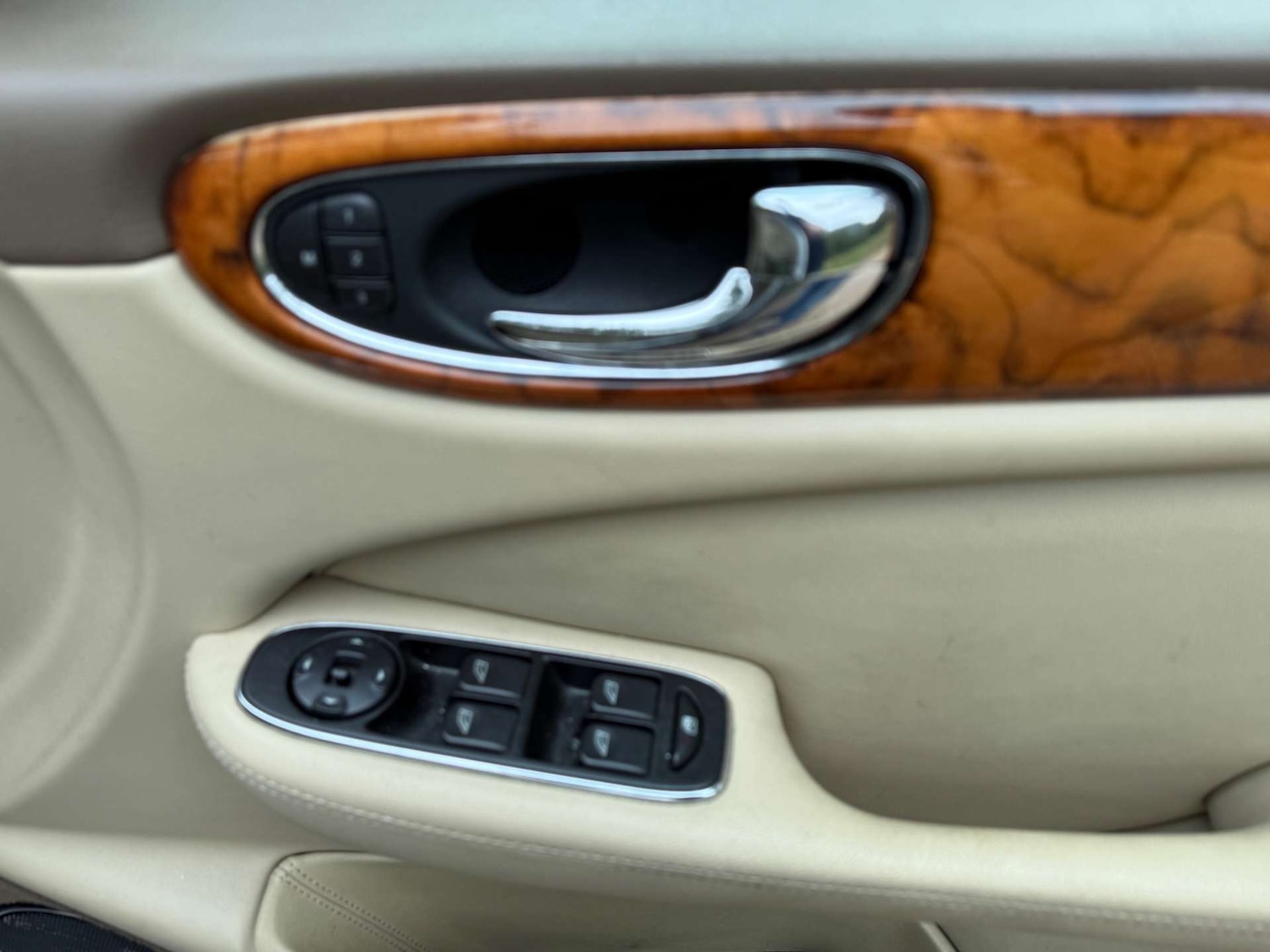 Used Jaguar XJ 2007 for sale - 76331011: Photo 16