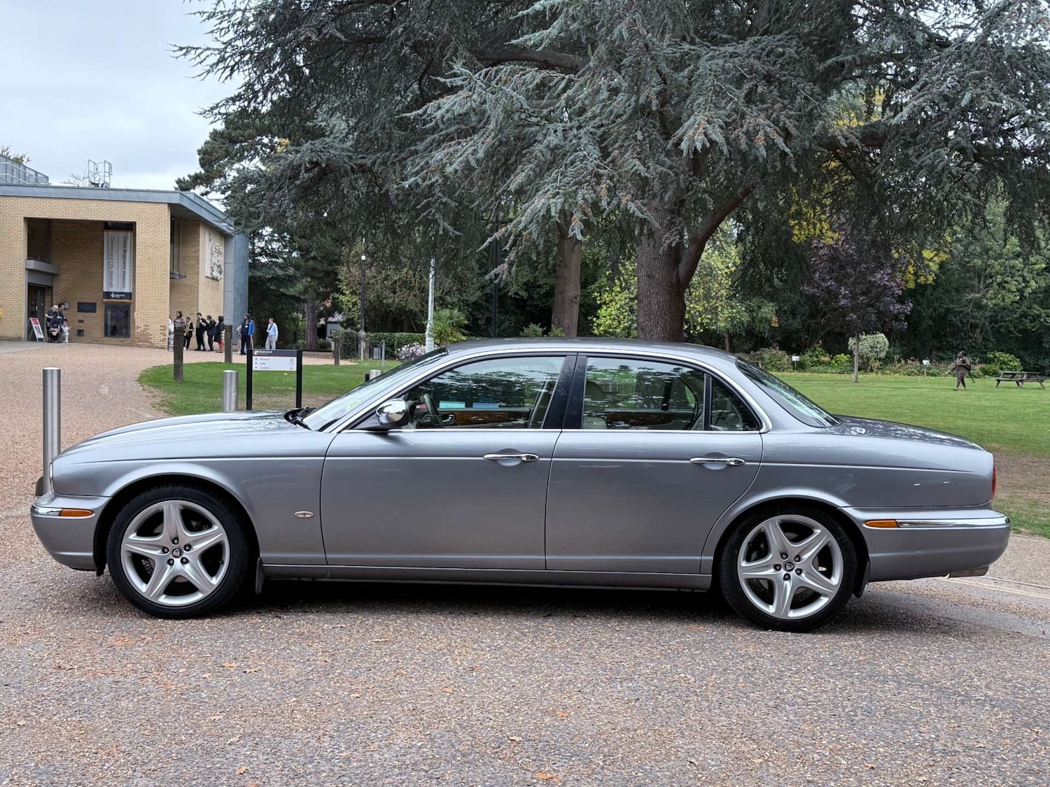 Used Jaguar XJ 2007 for sale - 76331011: Photo 5
