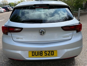 Used Vauxhall Astra 2018 for sale - 78442282: Photo