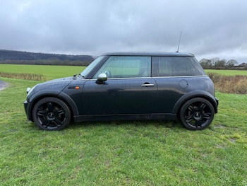 Used MINI Hatch 2006 for sale - 77323500: Photo