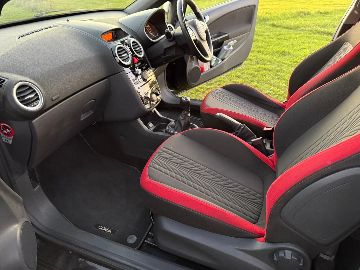 Used Vauxhall Corsa 2011 for sale - 77206934: Photo 7