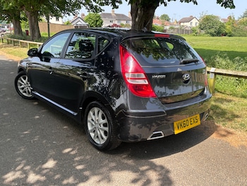 Used Hyundai i30 2010 for sale - 78681256: Photo