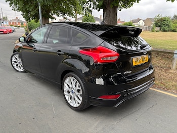 Used Ford Focus 2017 for sale - 77303899: Photo