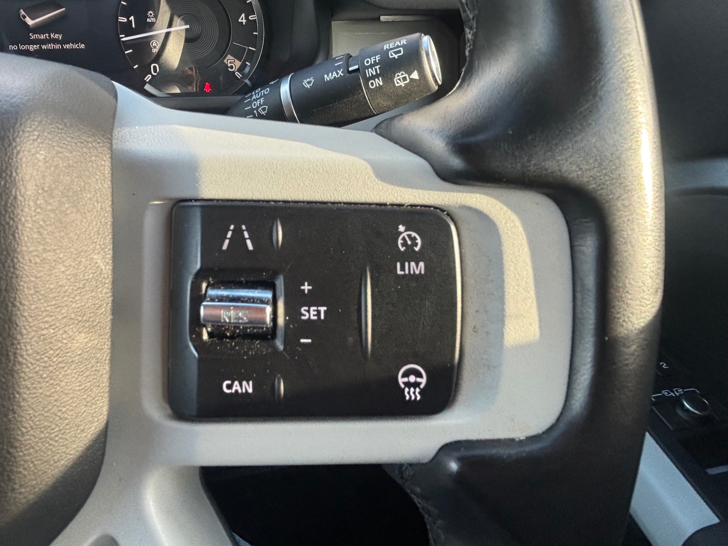 Used Land Rover Defender 2022 for sale - 77303915: Photo 14