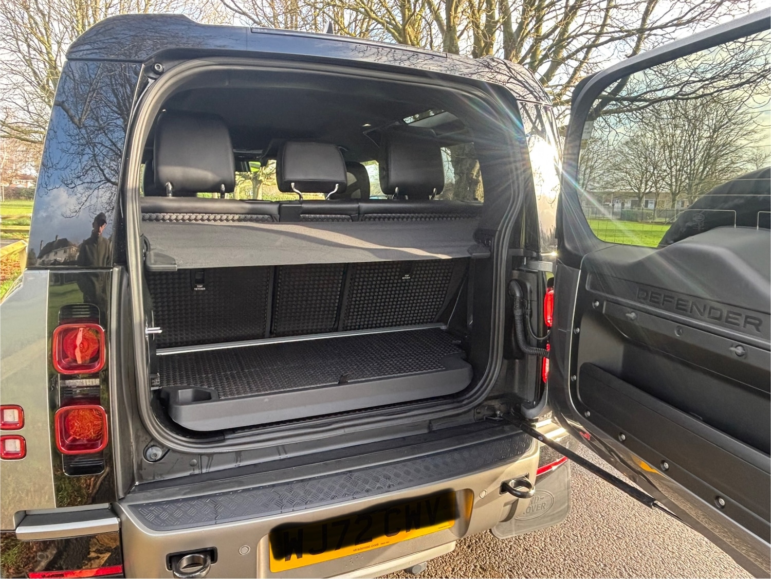 Used Land Rover Defender 2022 for sale - 77303915: Photo 8