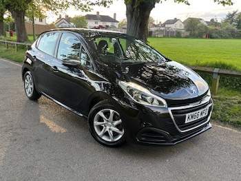 Used Peugeot 208 2016 for sale - 78139739: Photo