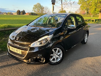 Used Peugeot 208 2016 for sale - 78139739: Photo
