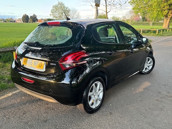 Used Peugeot 208 2016 for sale - 78139739: Photo