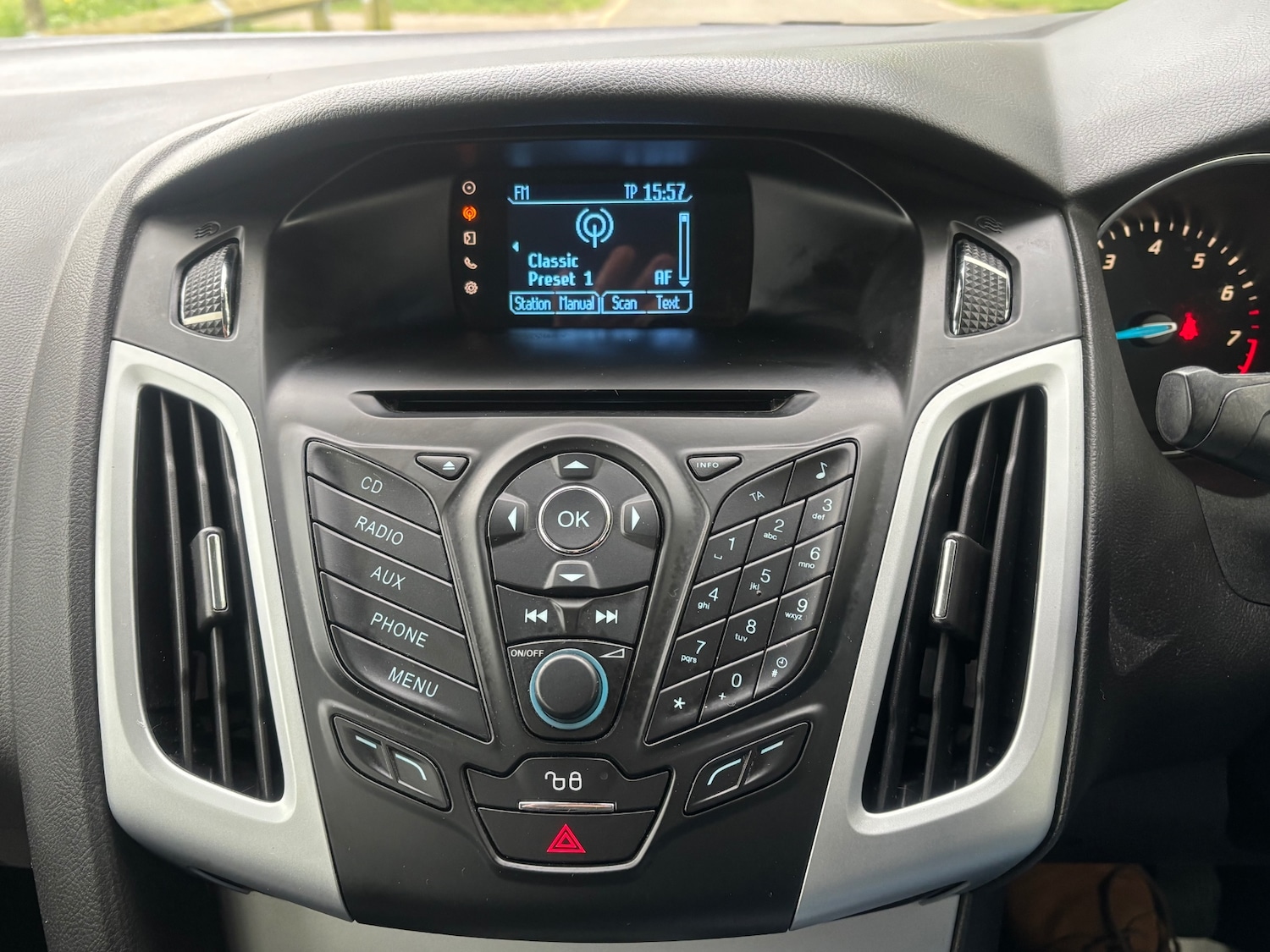 Used Ford Focus 2013 for sale - 78202311: Photo 12