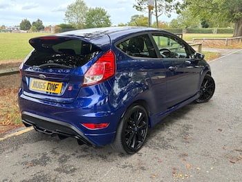 Used Ford Fiesta 2015 for sale - 79720802: Photo