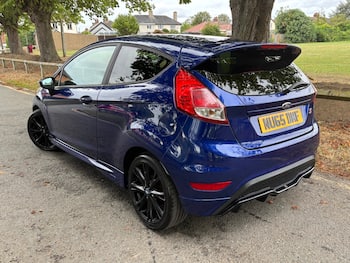 Used Ford Fiesta 2015 for sale - 79720802: Photo