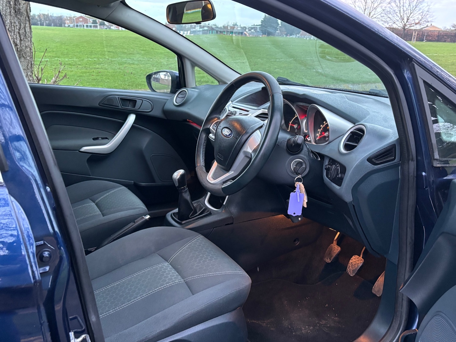 Used Ford Fiesta 2011 for sale - 77298649: Photo 5