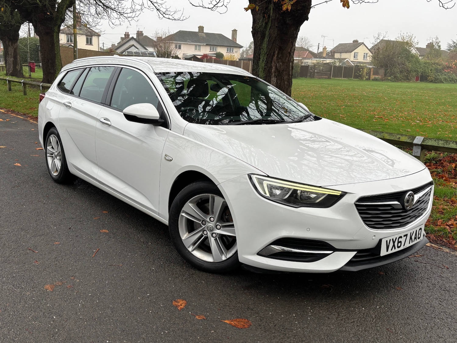 Used Vauxhall Insignia 2018 for sale - 77300793: Photo 1