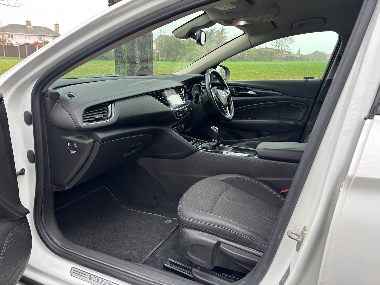 Used Vauxhall Insignia 2018 for sale - 77300793: Photo 6