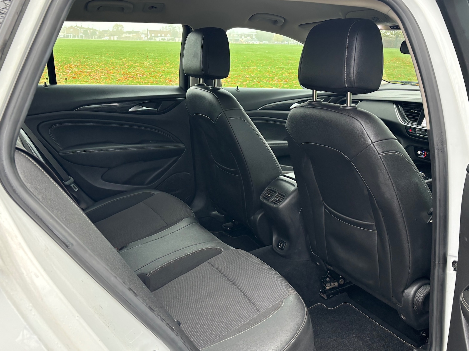 Used Vauxhall Insignia 2018 for sale - 77300793: Photo 7